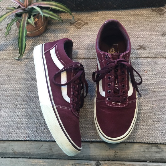 Vans Shoes - Vans Old Skool cranberry maroon sneakers size 9.6